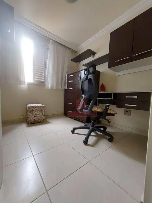 Apartamento com 3 quartos para alugar, 59m2 em Vila Bosque, Maringa - PR - imagem 3 Foto 3 de Apartamento com 3 quartos para alugar, 59m2 em Vila Bosque, Maringa - PR