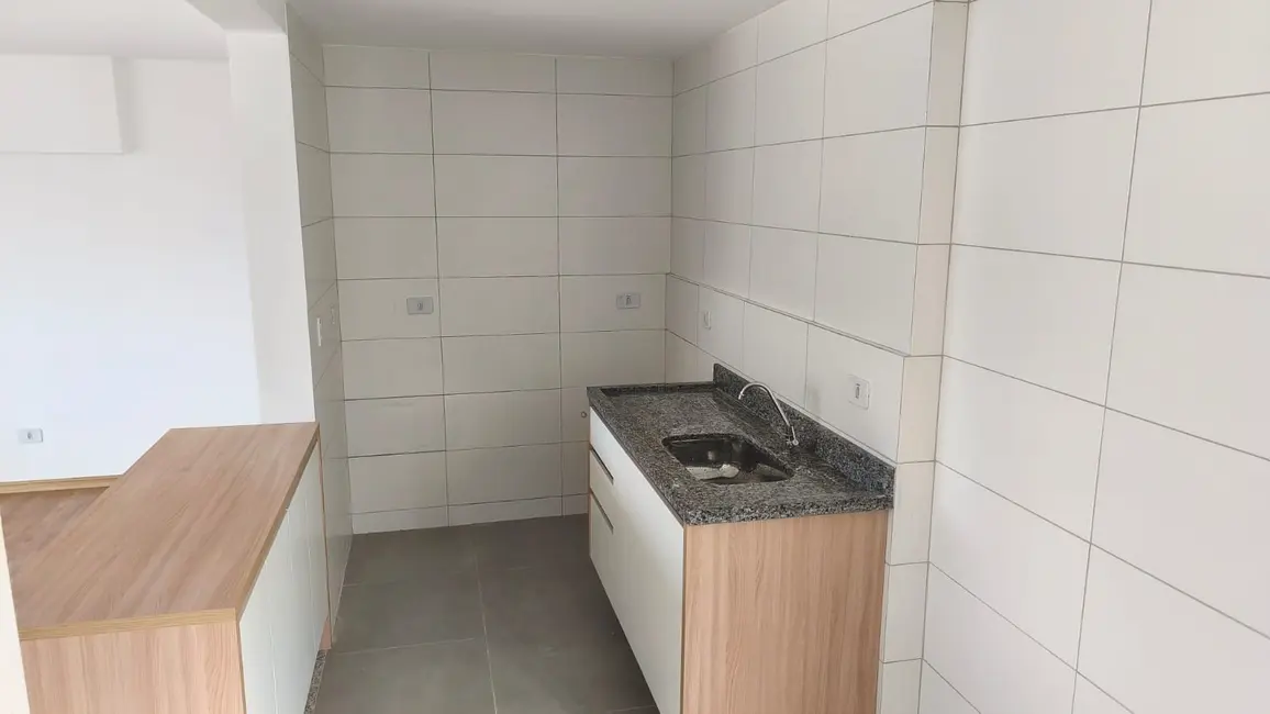 Foto 6 de Apartamento com 3 quartos para alugar, 156m2 em Parque Industrial, Maringa - PR