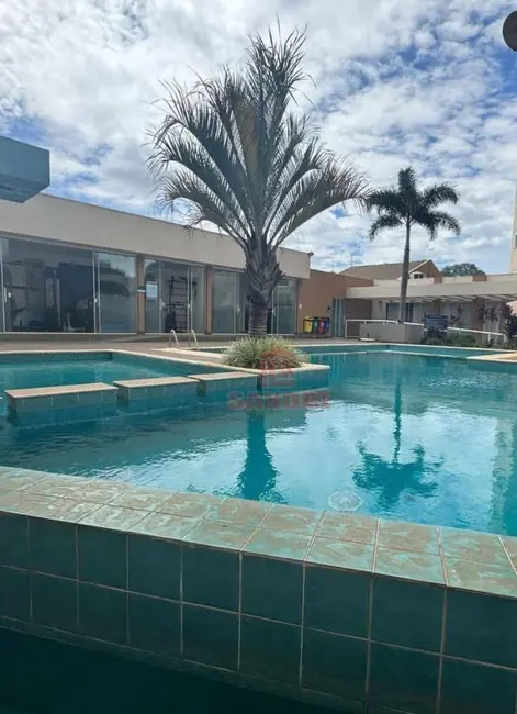 Foto 9 de Apartamento com 3 quartos para alugar, 156m2 em Parque Industrial, Maringa - PR