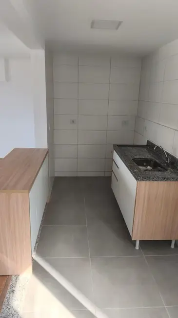 Foto 7 de Apartamento com 3 quartos para alugar, 156m2 em Parque Industrial, Maringa - PR
