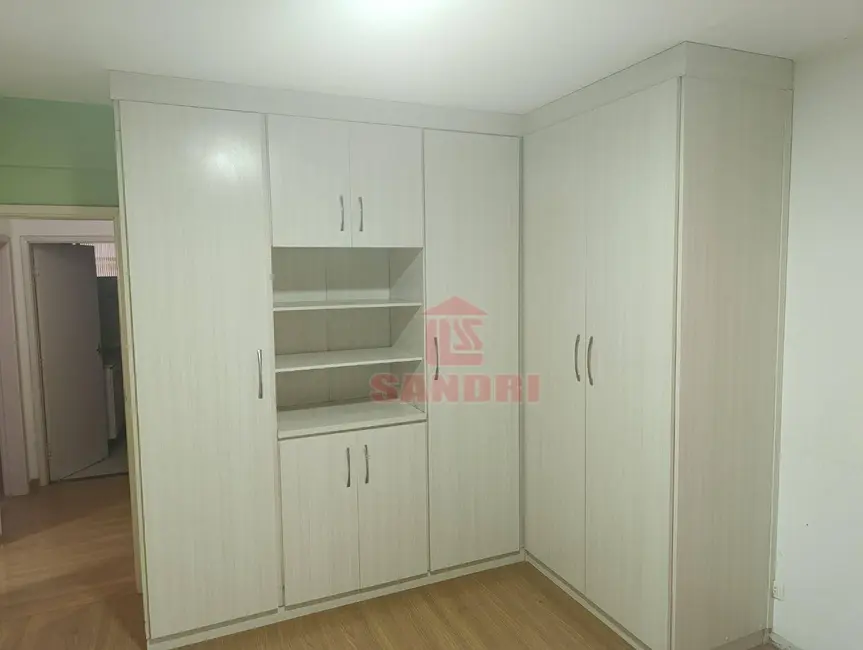 Apartamento com 3 quartos à venda, 210m2 em Zona 01, Maringa - PR - imagem 8 Foto 8 de Apartamento com 3 quartos à venda, 210m2 em Zona 01, Maringa - PR