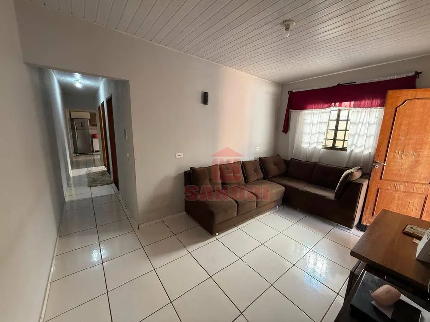 Casa com 3 quartos à venda, 126m2 em Jardim Gralha Azul, Sarandi - PR - imagem 8 Foto 8 de Casa com 3 quartos à venda, 126m2 em Jardim Gralha Azul, Sarandi - PR