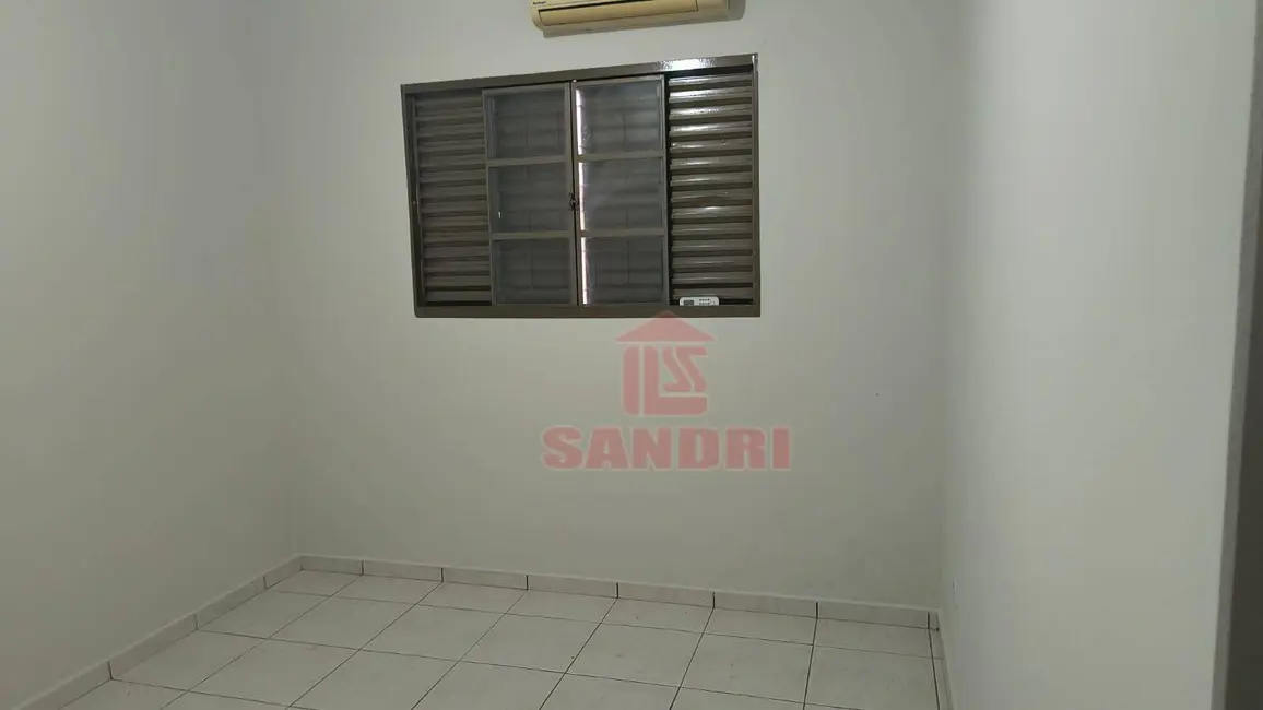 Foto 6 de Casa com 3 quartos para alugar, 99m2 em Jardim Paris, Maringa - PR