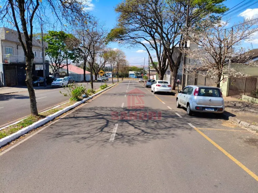 Foto 2 de Terreno / Lote à venda, 360m2 em Conjunto Habitacional Itatiaia, Maringa - PR