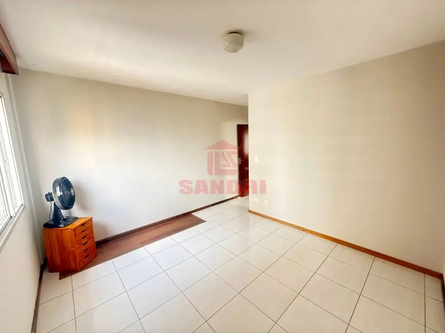 Foto 4 de Kitnet com 1 quarto à venda, 50m2 em Zona 01, Maringa - PR