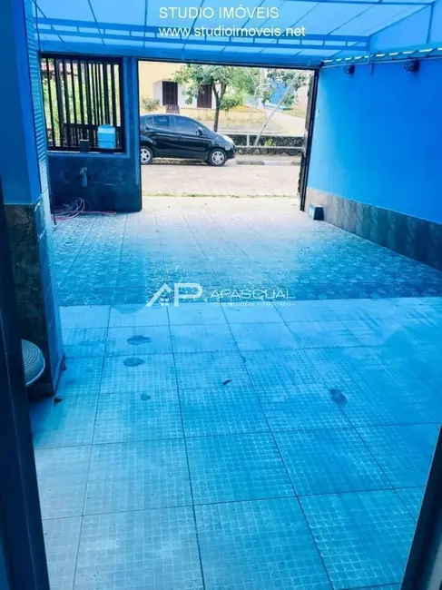 Foto 3 de Sobrado com 3 quartos à venda e para alugar, 148m2 em Indaiá, Caraguatatuba - SP