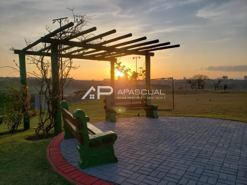 Foto 4 de Terreno / Lote à venda, 1530m2 em Sao Jose Dos Campos - SP