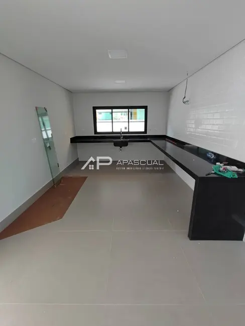 Foto 9 de Casa de Condomínio com 5 quartos à venda e para alugar, 330m2 em Costa Nova, Caraguatatuba - SP