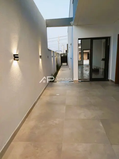 Foto 3 de Casa com 3 quartos à venda, 135m2 em Cacapava - SP