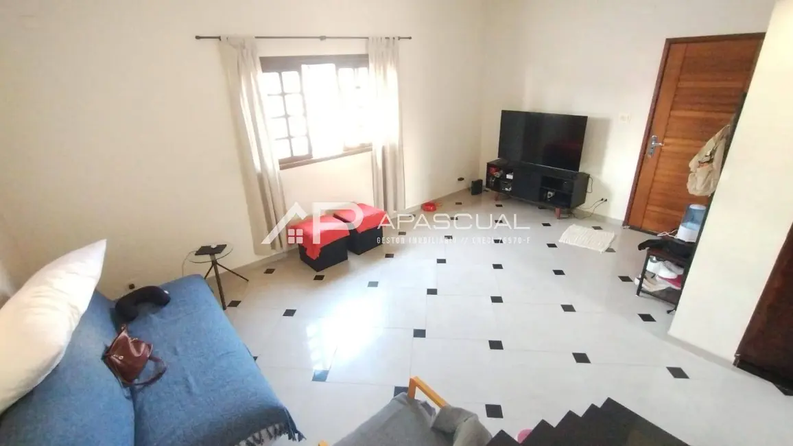Casa com 3 quartos à venda, 250m2 em Sao Jose Dos Campos - SP - imagem 6 Foto 6 de Casa com 3 quartos à venda, 250m2 em Sao Jose Dos Campos - SP