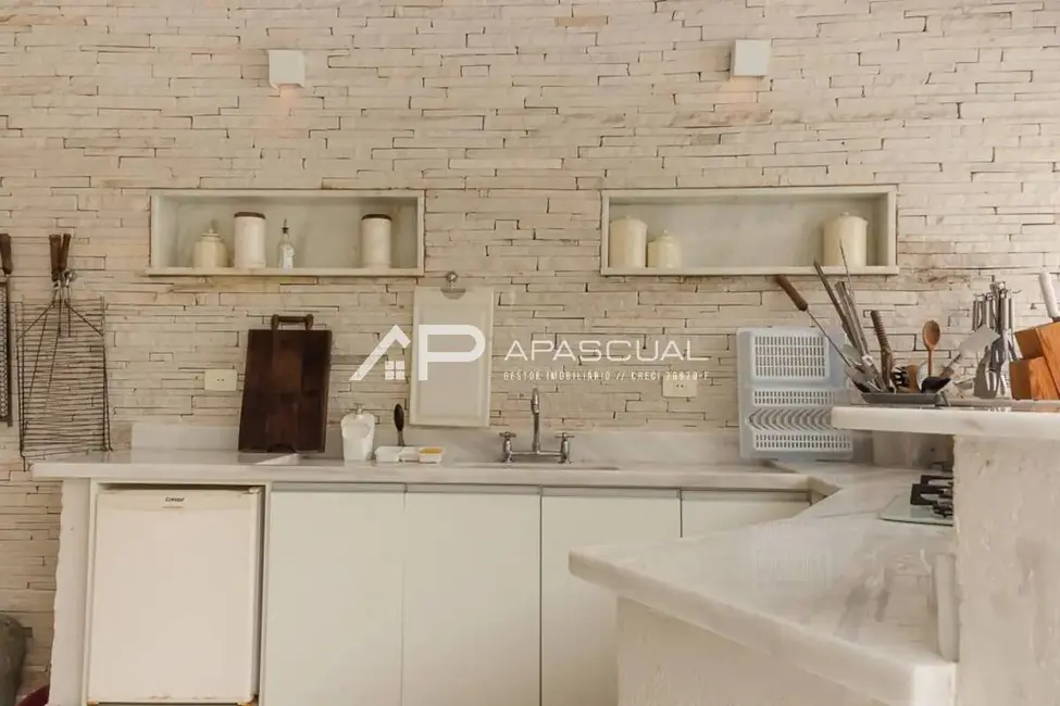 Foto 51 de Casa à venda, 563m2 em Caraguatatuba - SP
