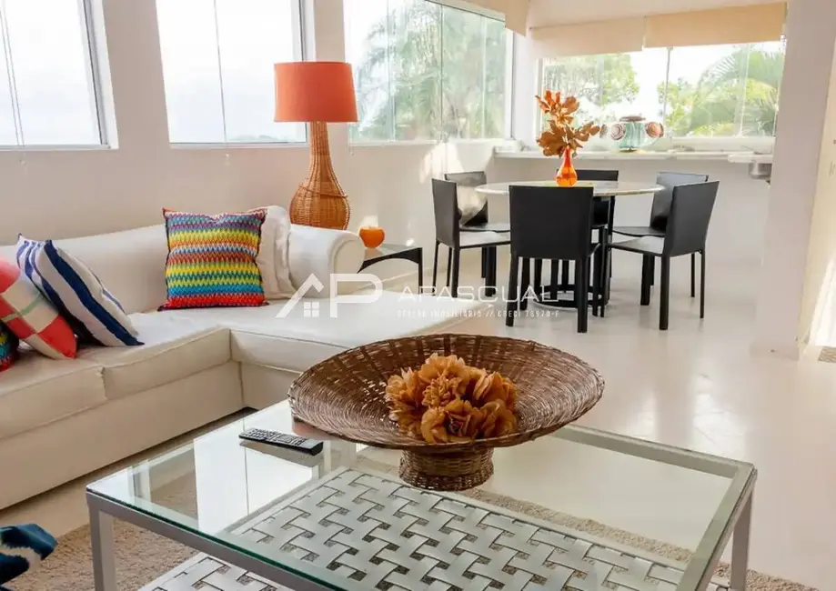 Foto 36 de Casa à venda, 563m2 em Caraguatatuba - SP