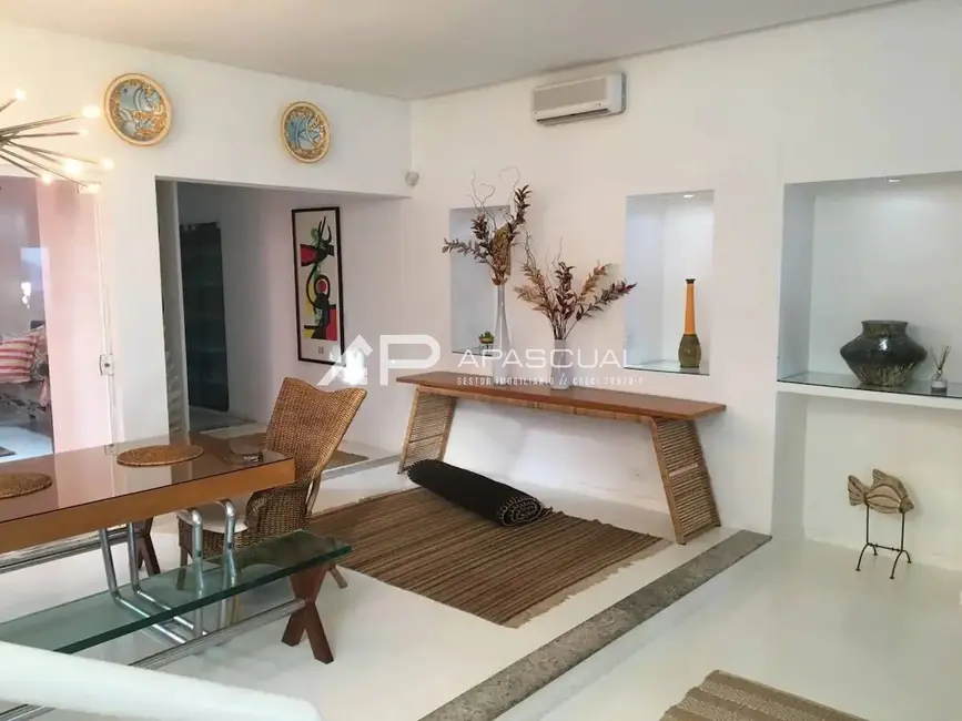 Foto 70 de Casa à venda, 563m2 em Caraguatatuba - SP