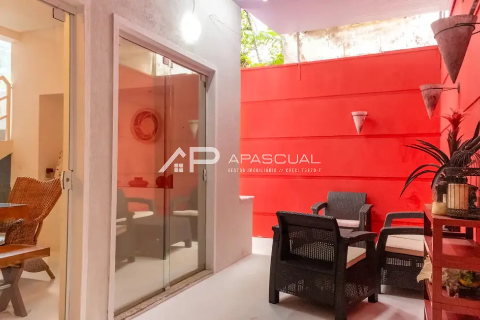 Foto 22 de Casa à venda, 563m2 em Caraguatatuba - SP