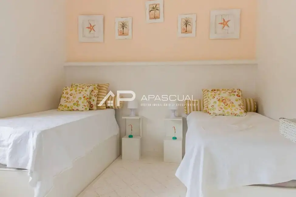 Foto 61 de Casa à venda, 563m2 em Caraguatatuba - SP