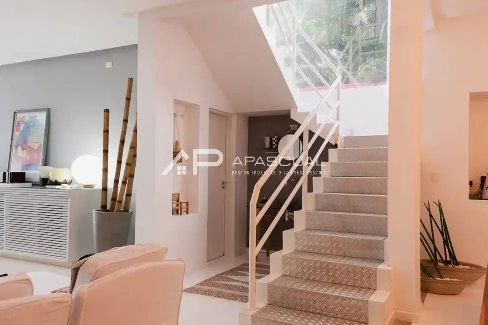 Foto 48 de Casa à venda, 563m2 em Caraguatatuba - SP