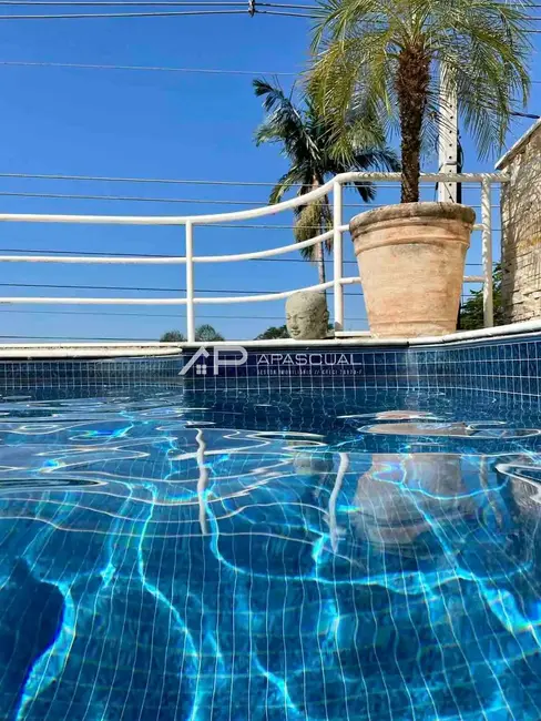 Foto 10 de Casa à venda, 563m2 em Caraguatatuba - SP