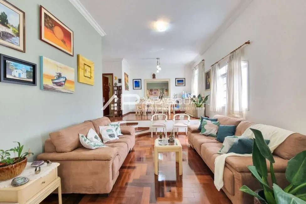 Foto 4 de Casa com 4 quartos à venda, 190m2 em Sao Jose Dos Campos - SP