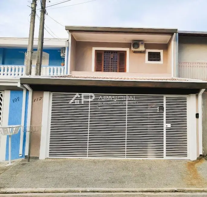 Foto 1 de Casa com 3 quartos à venda, 177m2 em Sao Jose Dos Campos - SP