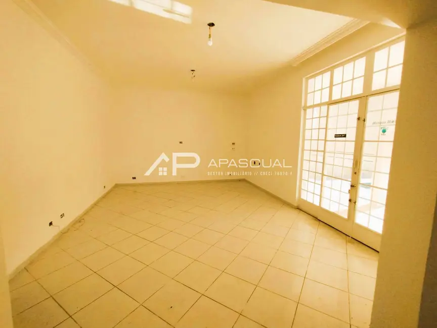 Foto 9 de Casa à venda, 360m2 em Sao Jose Dos Campos - SP
