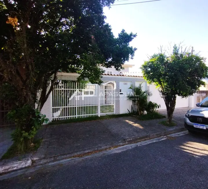 Foto 1 de Casa à venda, 360m2 em Sao Jose Dos Campos - SP