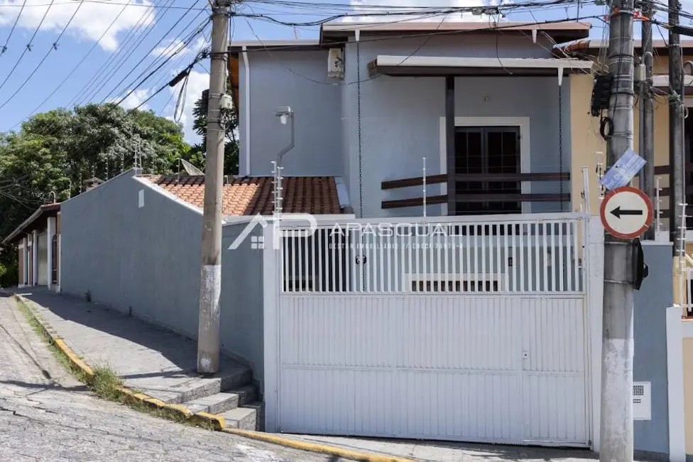 Foto 2 de Casa com 3 quartos à venda, 140m2 em Vila Formosa, Jacarei - SP