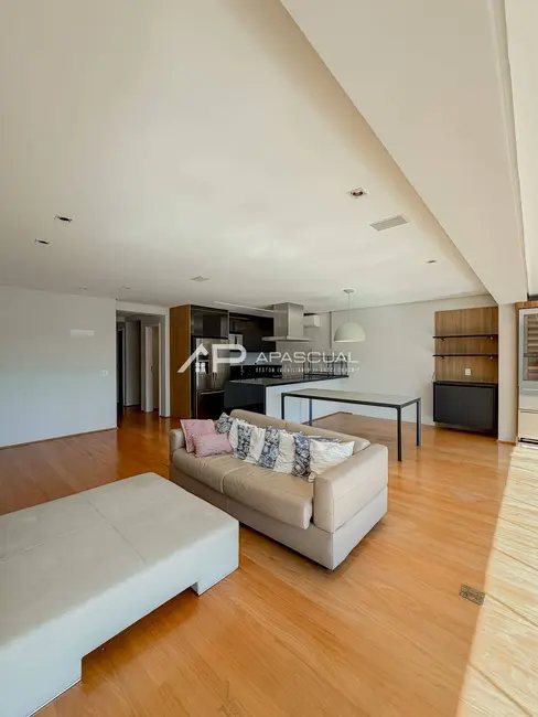 Apartamento com 2 quartos à venda e para alugar, 160m2 em Vila Nova Conceição, São Paulo - SP - imagem 8 Foto 8 de Apartamento com 2 quartos à venda e para alugar, 160m2 em Vila Nova Conceição, São Paulo - SP
