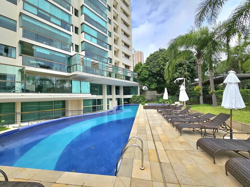 Apartamento com 3 quartos à venda, 147m2 em São Paulo - SP - imagem 1 Foto 1 de Apartamento com 3 quartos à venda, 147m2 em São Paulo - SP