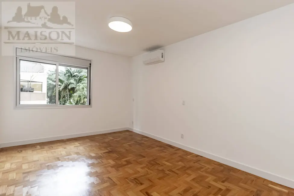 Foto 8 de Apartamento com 3 quartos à venda, 154m2 em Itaim Bibi, São Paulo - SP