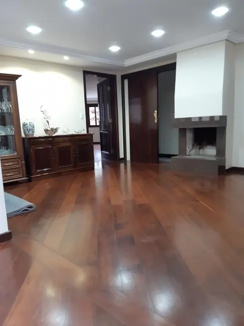 Casa com 4 quartos à venda, 394m2 em Abranches, Curitiba - PR - imagem 9 Foto 9 de Casa com 4 quartos à venda, 394m2 em Abranches, Curitiba - PR