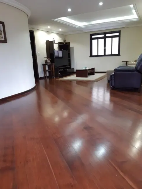 Casa com 4 quartos à venda, 394m2 em Abranches, Curitiba - PR - imagem 7 Foto 7 de Casa com 4 quartos à venda, 394m2 em Abranches, Curitiba - PR