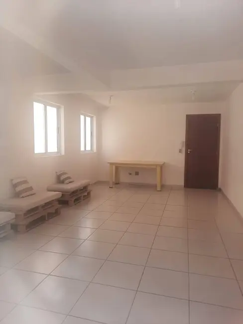 Apartamento com 2 quartos à venda, 44m2 em São Dimas, Colombo - PR - imagem 5 Foto 5 de Apartamento com 2 quartos à venda, 44m2 em São Dimas, Colombo - PR