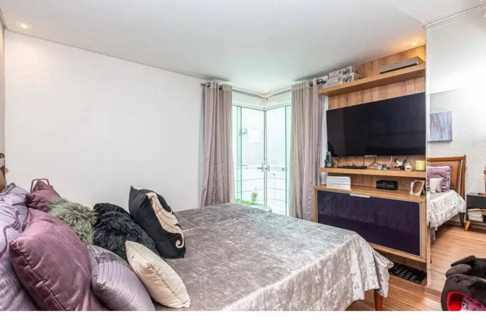 Foto 5 de Casa com 3 quartos à venda, 161m2 em Boa Vista, Curitiba - PR