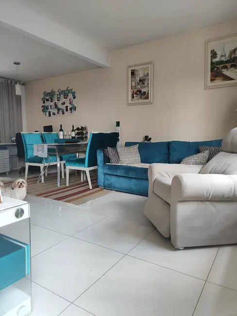 Foto 2 de Sobrado com 3 quartos à venda, 104m2 em Uberaba, Curitiba - PR
