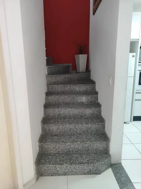Foto 7 de Sobrado com 3 quartos à venda, 104m2 em Uberaba, Curitiba - PR