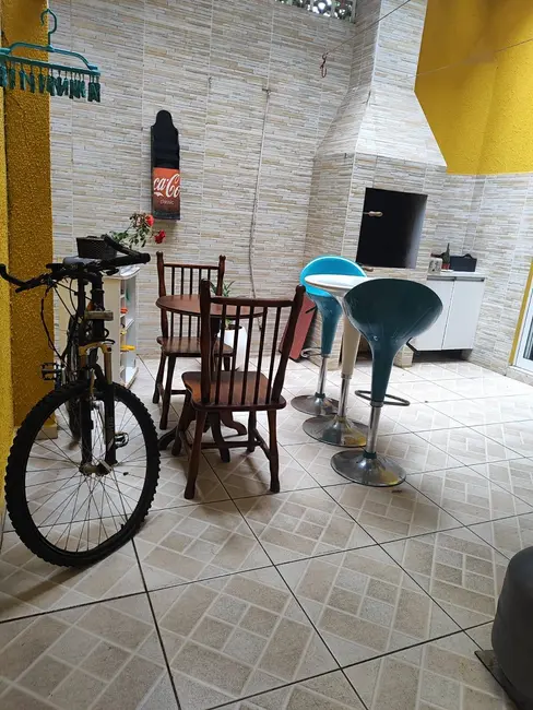 Foto 5 de Sobrado com 3 quartos à venda, 104m2 em Uberaba, Curitiba - PR