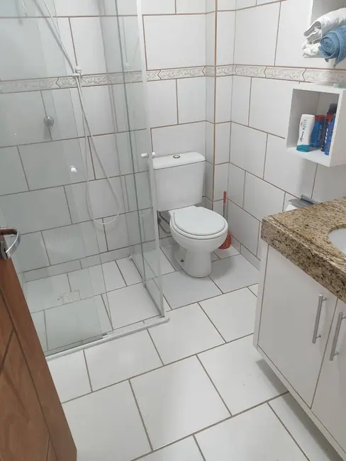 Sobrado com 3 quartos à venda, 130m2 em Uberaba, Curitiba - PR - imagem 8 Foto 8 de Sobrado com 3 quartos à venda, 130m2 em Uberaba, Curitiba - PR