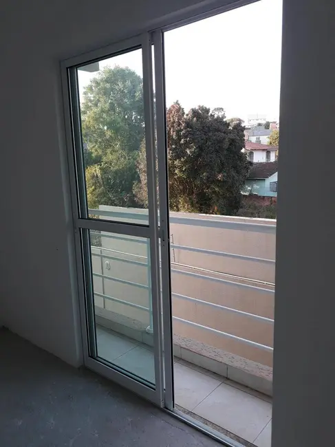 Foto 3 de Sobrado com 3 quartos à venda, 130m2 em Hauer, Curitiba - PR