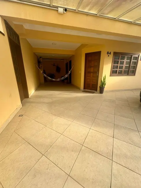 Foto 3 de Sobrado com 3 quartos à venda, 230m2 em Portão, Curitiba - PR