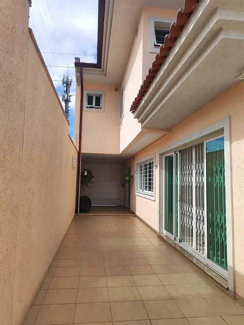 Casa com 4 quartos à venda, 337m2 em Jardim das Américas, Curitiba - PR - imagem 5 Foto 5 de Casa com 4 quartos à venda, 337m2 em Jardim das Américas, Curitiba - PR