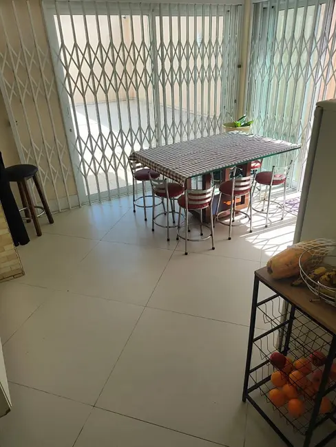 Casa com 4 quartos à venda, 337m2 em Jardim das Américas, Curitiba - PR - imagem 7 Foto 7 de Casa com 4 quartos à venda, 337m2 em Jardim das Américas, Curitiba - PR