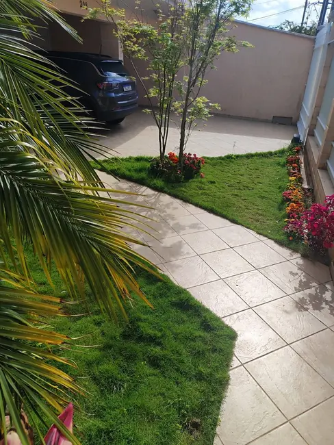 Casa com 4 quartos à venda, 337m2 em Jardim das Américas, Curitiba - PR - imagem 4 Foto 4 de Casa com 4 quartos à venda, 337m2 em Jardim das Américas, Curitiba - PR