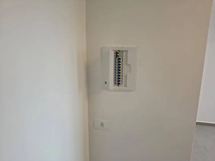 Apartamento com 3 quartos à venda, 54m2 em Novo Mundo, Curitiba - PR - imagem 8 Foto 8 de Apartamento com 3 quartos à venda, 54m2 em Novo Mundo, Curitiba - PR