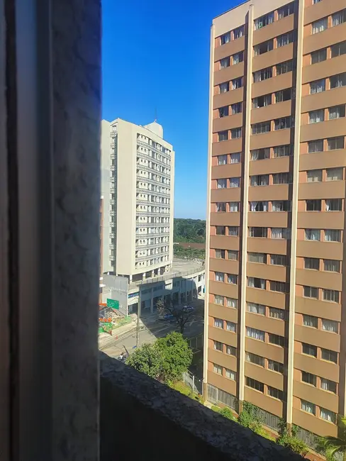 Apartamento com 2 quartos para alugar, 62m2 em Cristo Rei, Curitiba - PR - imagem 2 Foto 2 de Apartamento com 2 quartos para alugar, 62m2 em Cristo Rei, Curitiba - PR