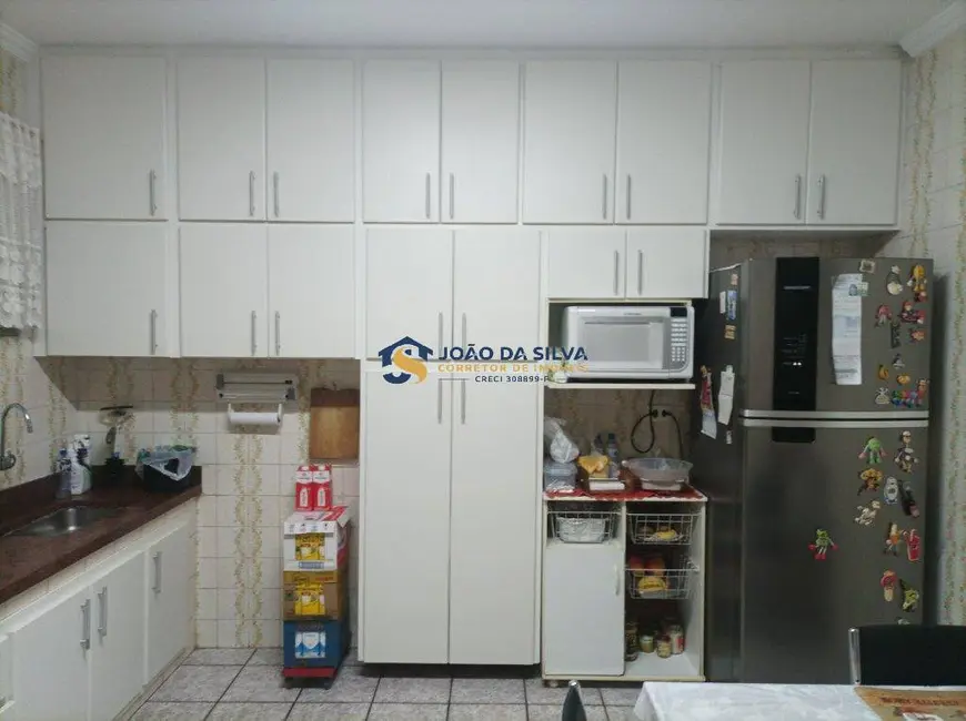 Sobrado com 2 quartos à venda, 88m2 em Jardim Santa Mena, Guarulhos - SP - imagem 4 Foto 4 de Sobrado com 2 quartos à venda, 88m2 em Jardim Santa Mena, Guarulhos - SP
