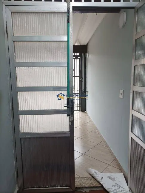 Sobrado com 2 quartos à venda, 88m2 em Jardim Santa Mena, Guarulhos - SP - imagem 7 Foto 7 de Sobrado com 2 quartos à venda, 88m2 em Jardim Santa Mena, Guarulhos - SP