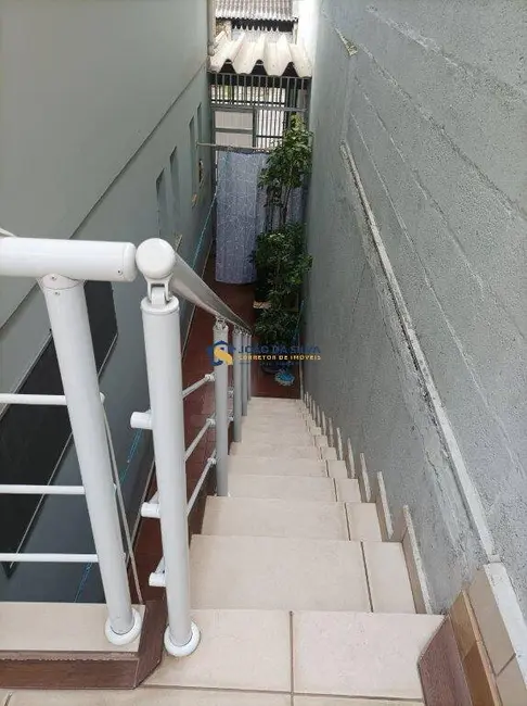 Sobrado com 2 quartos à venda, 88m2 em Jardim Santa Mena, Guarulhos - SP - imagem 9 Foto 9 de Sobrado com 2 quartos à venda, 88m2 em Jardim Santa Mena, Guarulhos - SP