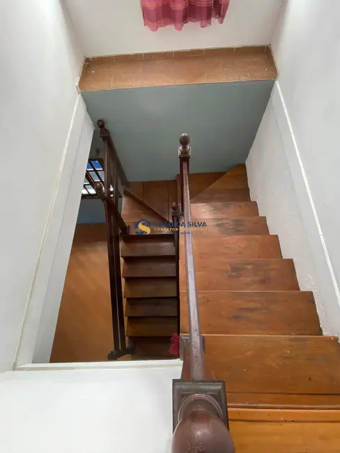 Sobrado com 4 quartos à venda, 280m2 em Jardim Santa Mena, Guarulhos - SP - imagem 7 Foto 7 de Sobrado com 4 quartos à venda, 280m2 em Jardim Santa Mena, Guarulhos - SP