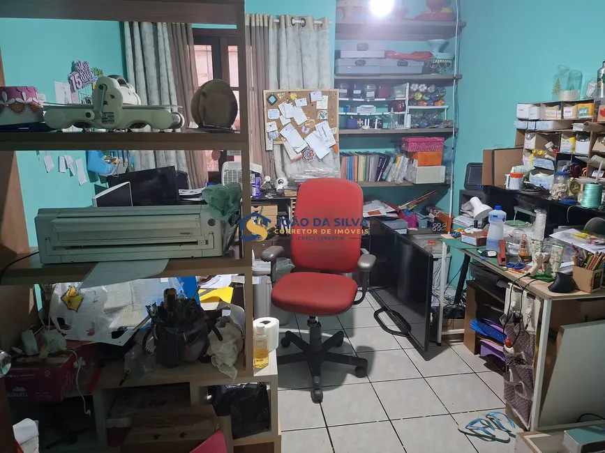 Foto 8 de Sobrado com 3 quartos à venda, 167m2 em Jardim Flor da Montanha, Guarulhos - SP