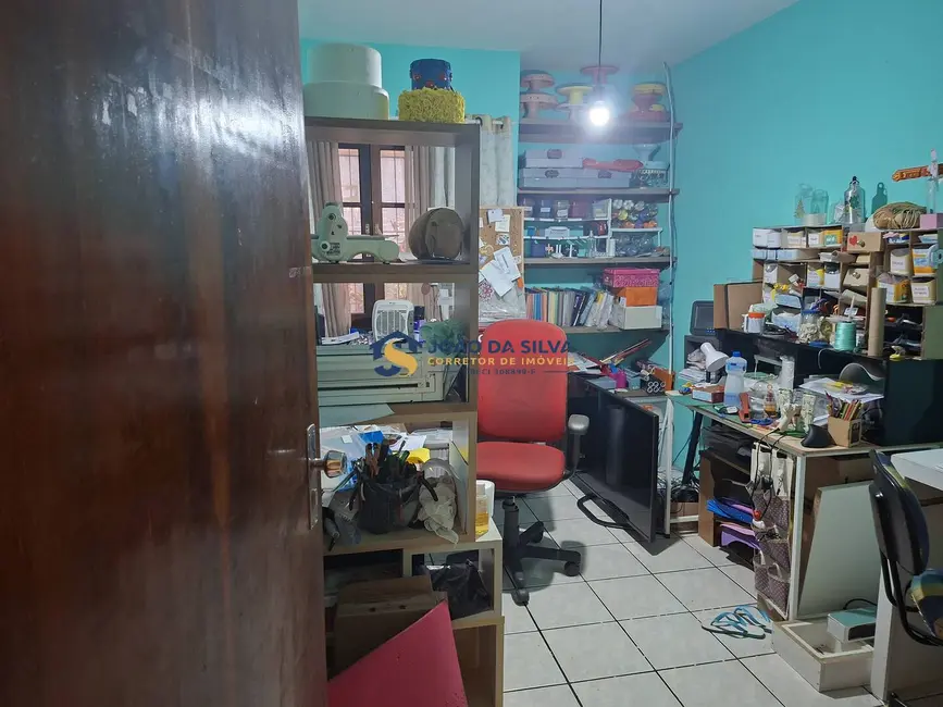 Foto 9 de Sobrado com 3 quartos à venda, 167m2 em Jardim Flor da Montanha, Guarulhos - SP